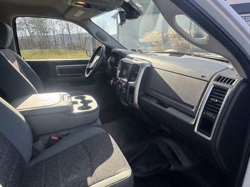 Used 2018 RAM 5500 SLT w/ Quick Order Package 29G SLT image 5