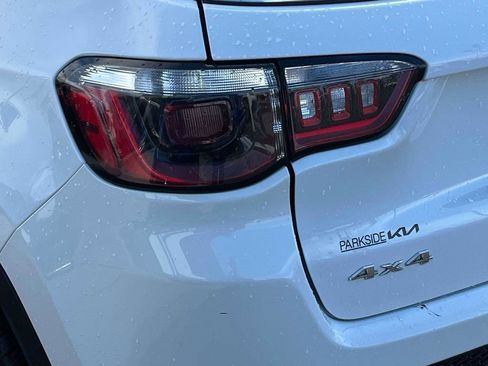 Used 2024 Jeep Compass Latitude image 33