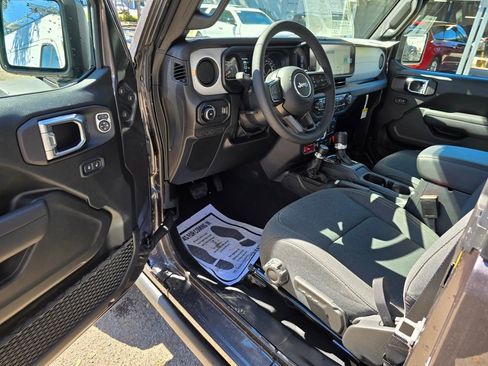 New 2026 Jeep Wrangler Willys AWD/4WD image 15