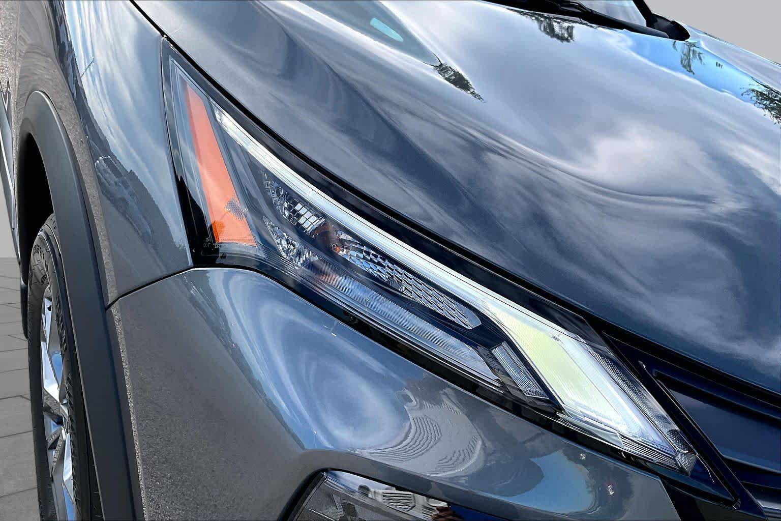 New 2027 Nissan Rogue S FWD image 13