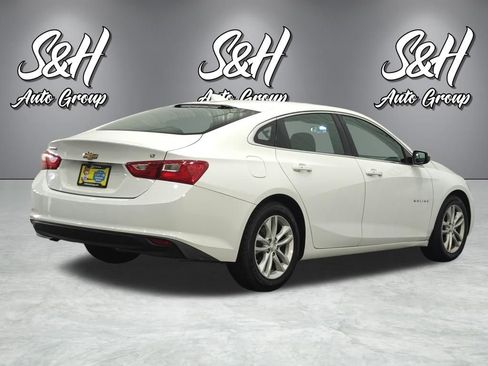 Used 2017 Chevrolet Malibu LT FWD image 17