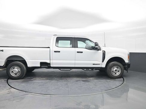 Used 2023 Ford F350 XL w/ Snow Plow Prep Package image 9