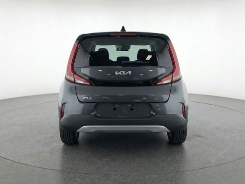 Used 2025 Kia Soul LX w/ LX Technology Package FWD image 7