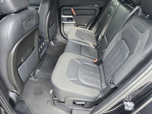 Used 2020 Land Rover Defender 110 S AWD/4WD image 13