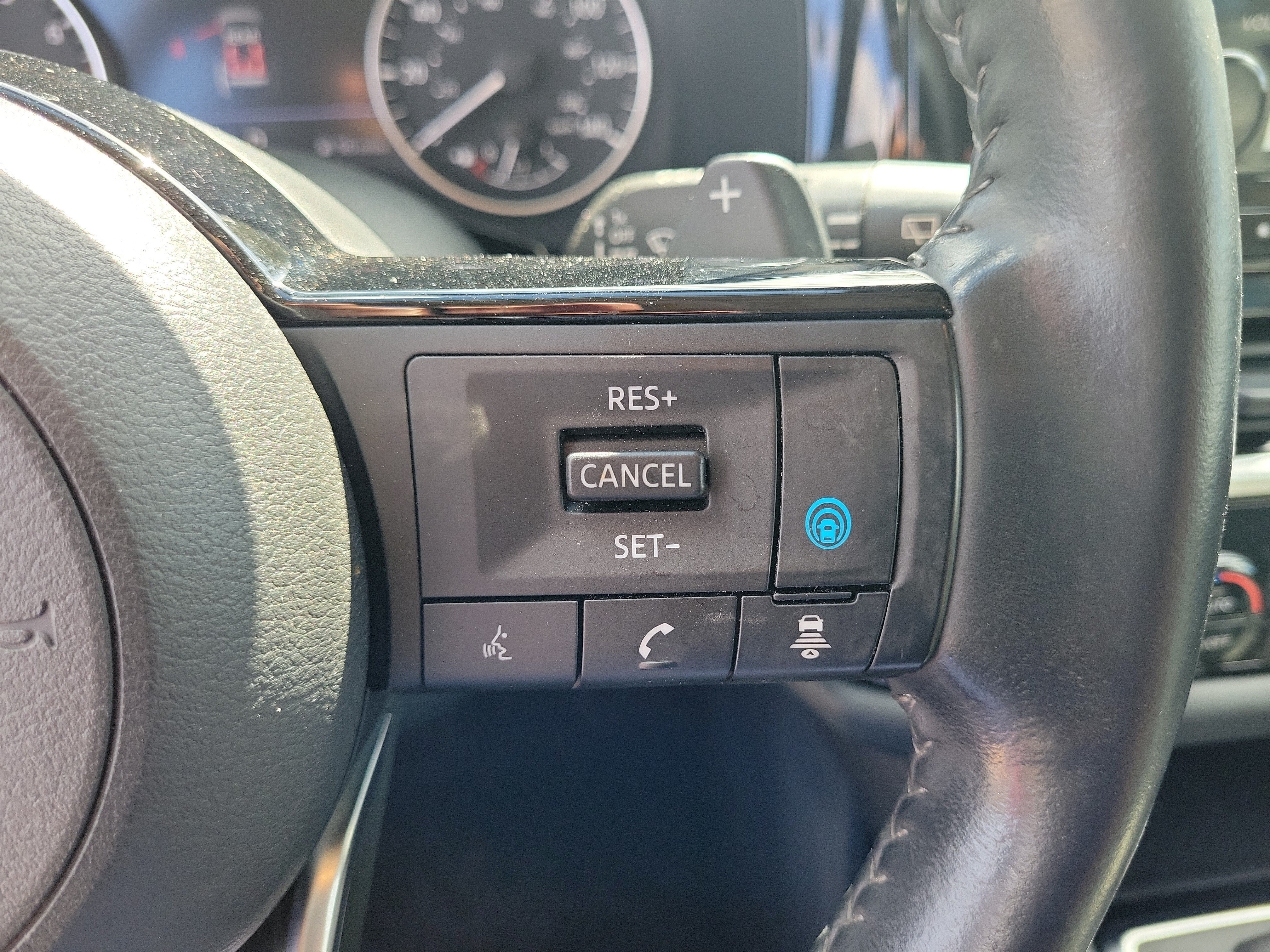 Certified 2024 Nissan Pathfinder SL w/ SL Premium Package FWD image 20