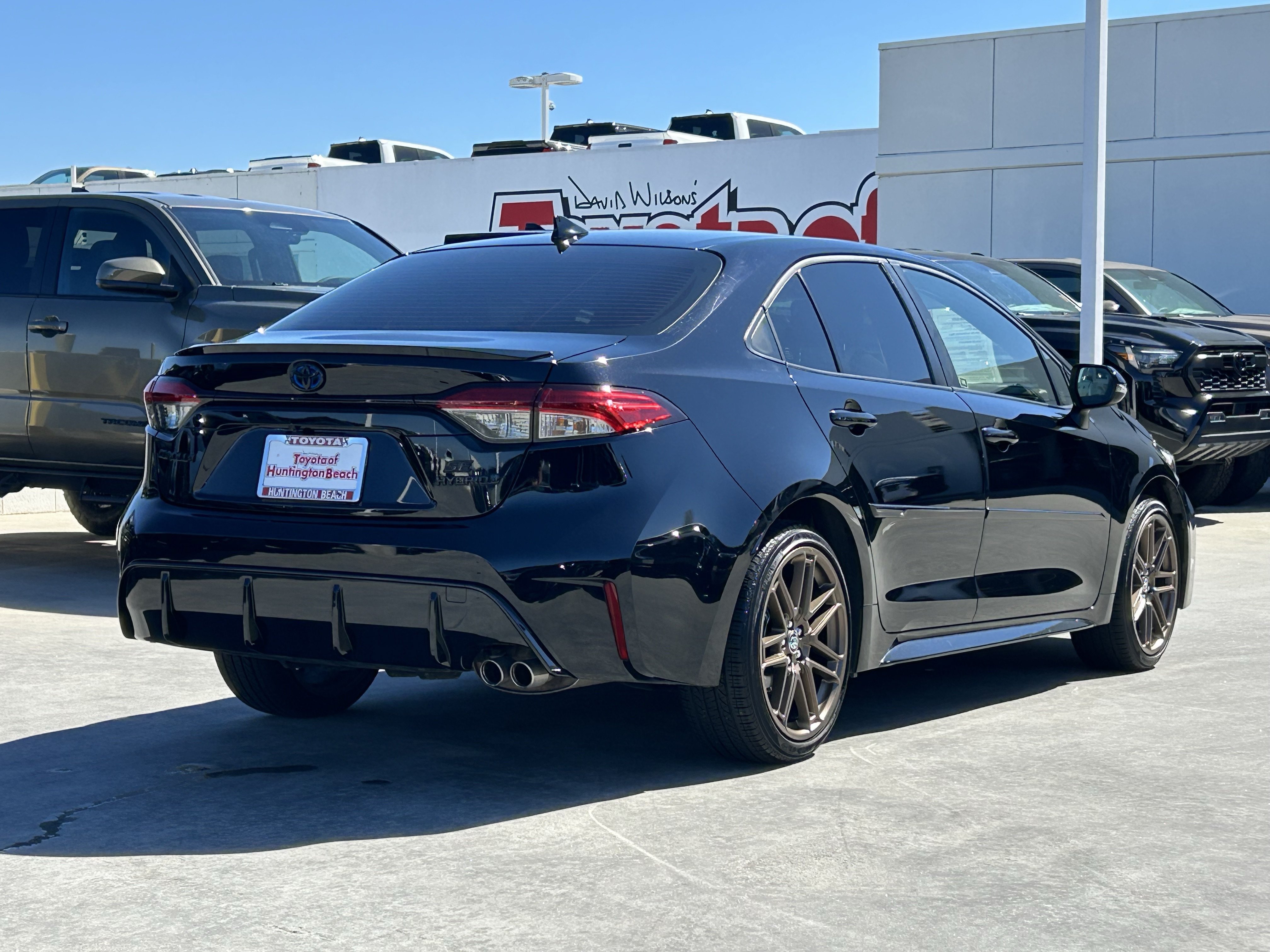 Certified 2024 Toyota Corolla SE FWD image 3