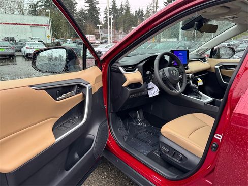 New 2025 Toyota RAV4 XLE Premium image 20
