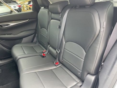 Certified 2025 INFINITI QX50 Pure image 15