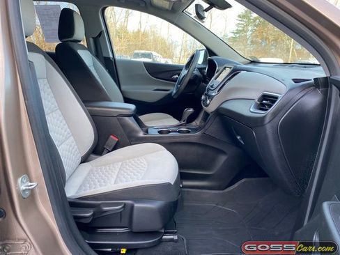 Used 2019 Chevrolet Equinox LS w/ LS Convenience Package image 6