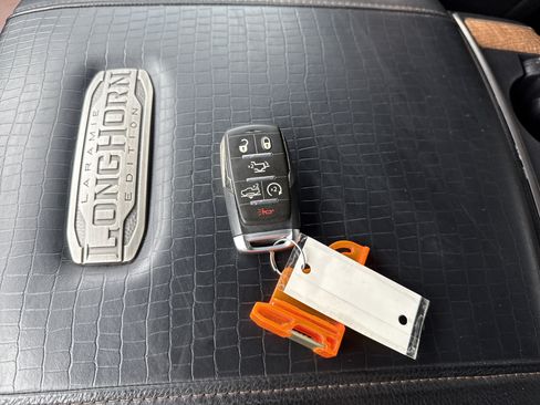 Used 2019 RAM 1500 Laramie Longhorn AWD/4WD image 24
