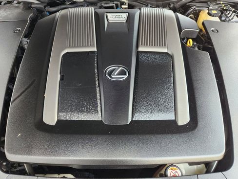 Used 2018 Lexus LS 500 w/ Accessory Package (Z2) RWD image 33
