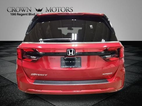 Used 2025 Honda Odyssey Sport-L image 4
