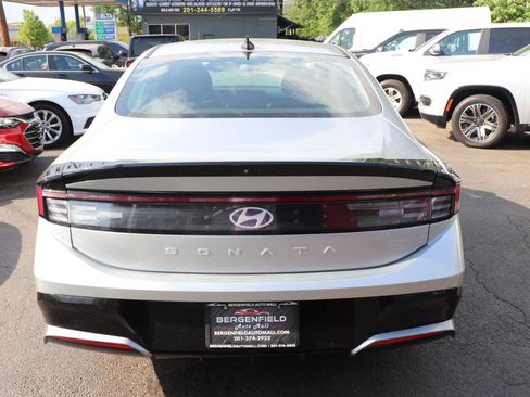 Used 2025 Hyundai Sonata SEL FWD image 4