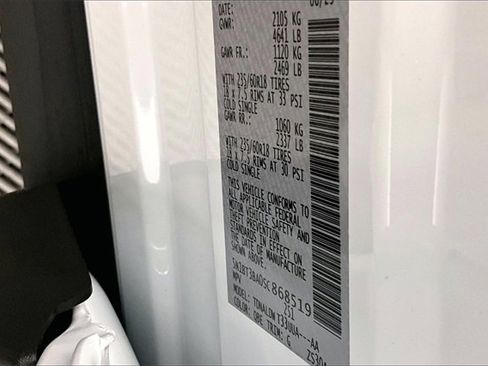 New 2025 Nissan Rogue SV image 35