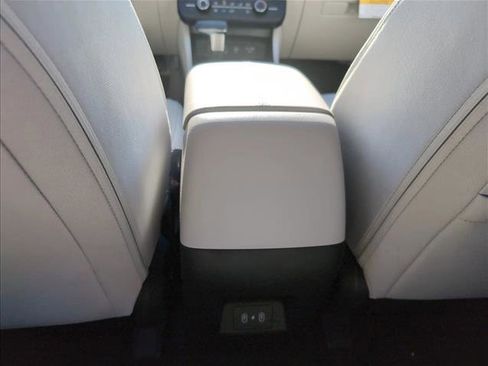 New 2026 Hyundai Tucson SE image 17