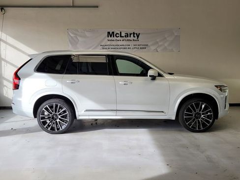 New 2026 Volvo XC90 B6 Plus w/ Protection Package Premier AWD/4WD image 6