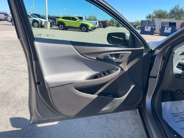 Used 2022 Chevrolet Malibu LT FWD image 20
