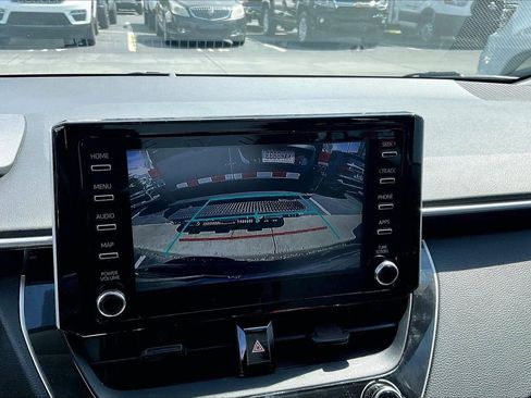 Used 2020 Toyota Corolla LE image 14