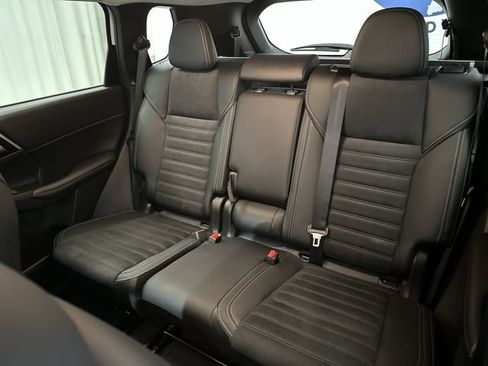 Used 2024 Mitsubishi Outlander SE Black Edition AWD/4WD image 27