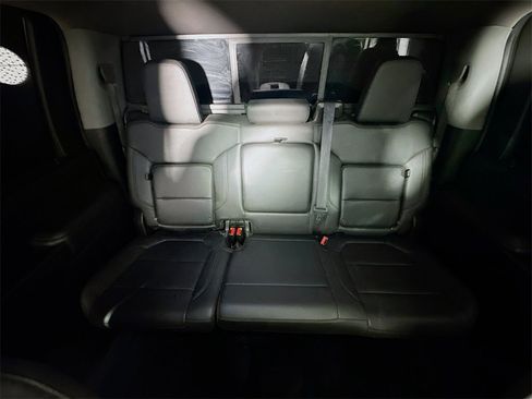 Used 2020 Chevrolet Silverado 2500 LTZ w/ LTZ Premium Package image 13