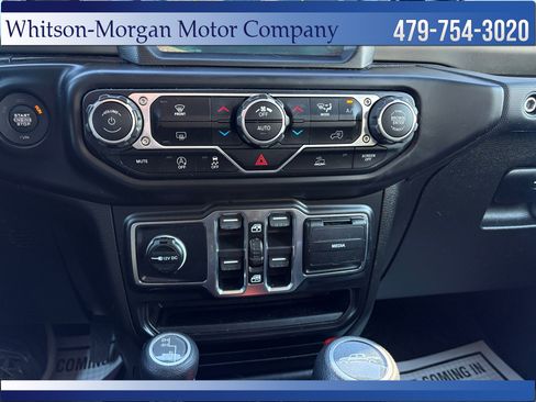 Used 2021 Jeep Gladiator Sport AWD/4WD image 31
