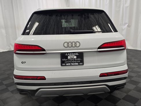 Used 2025 Audi Q7 3.0T Premium Plus AWD/4WD image 4