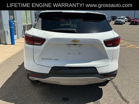 Used 2025 Chevrolet Blazer LT AWD/4WD image 6