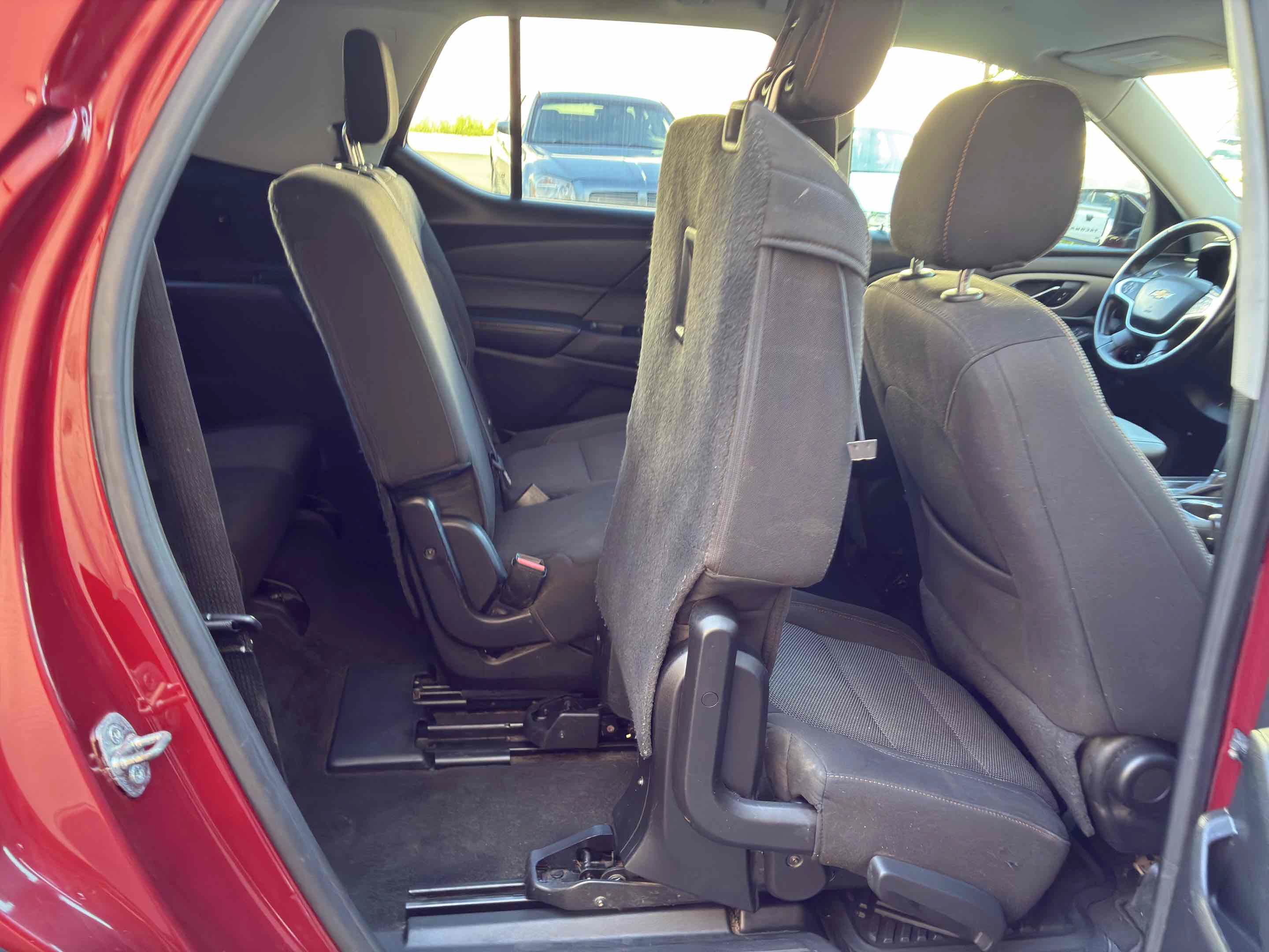 Used 2018 Chevrolet Traverse LT FWD image 55