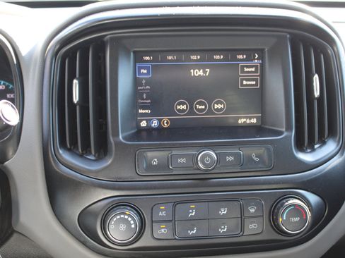 Used 2021 Chevrolet Colorado W/T image 19