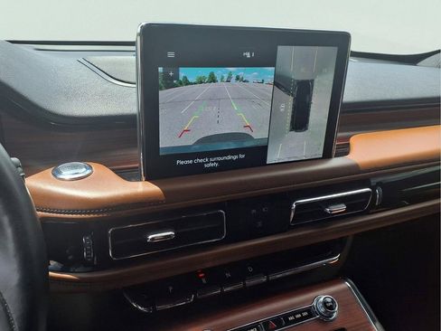 Used 2022 Lincoln Aviator Reserve w/ Equipment Group 201A AWD/4WD image 6