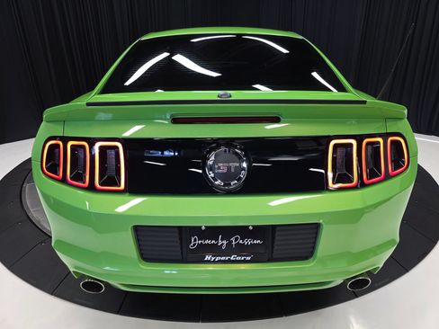 Used 2013 Ford Mustang GT Premium w/ Comfort Pkg RWD image 54