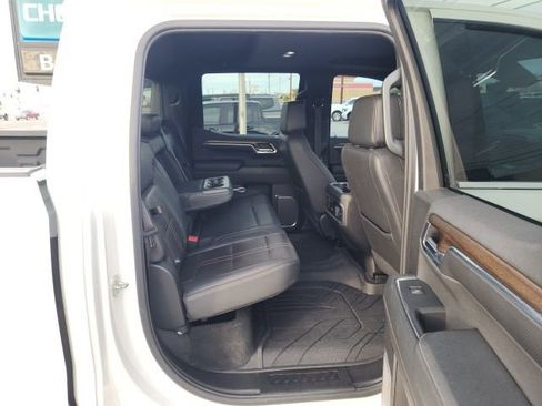 Used 2024 Chevrolet Silverado 1500 High Country image 29