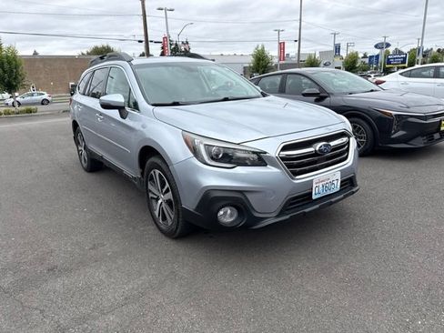 Used 2019 Subaru Outback 3.6R Limited AWD/4WD image 2