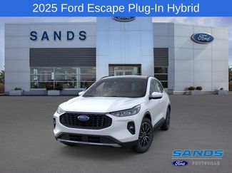 New 2025 Ford Escape Base video 2