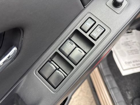 Used 2023 Nissan Frontier PRO-4X w/ Pro Convenience Package AWD/4WD image 21