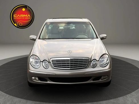Used 2006 Mercedes-Benz E 320 CDI Sedan image 10