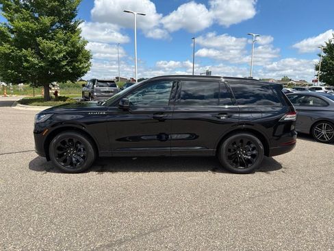 New 2026 Lincoln Aviator AWD image 29