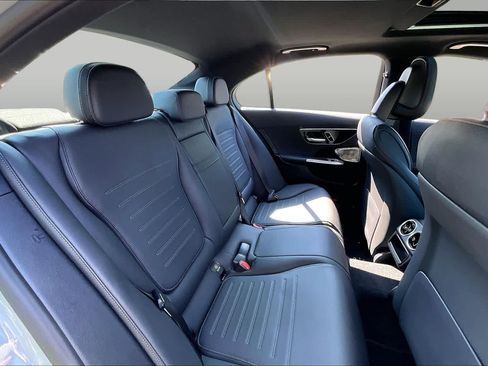Used 2025 Mercedes-Benz C 300 4MATIC Sedan image 21