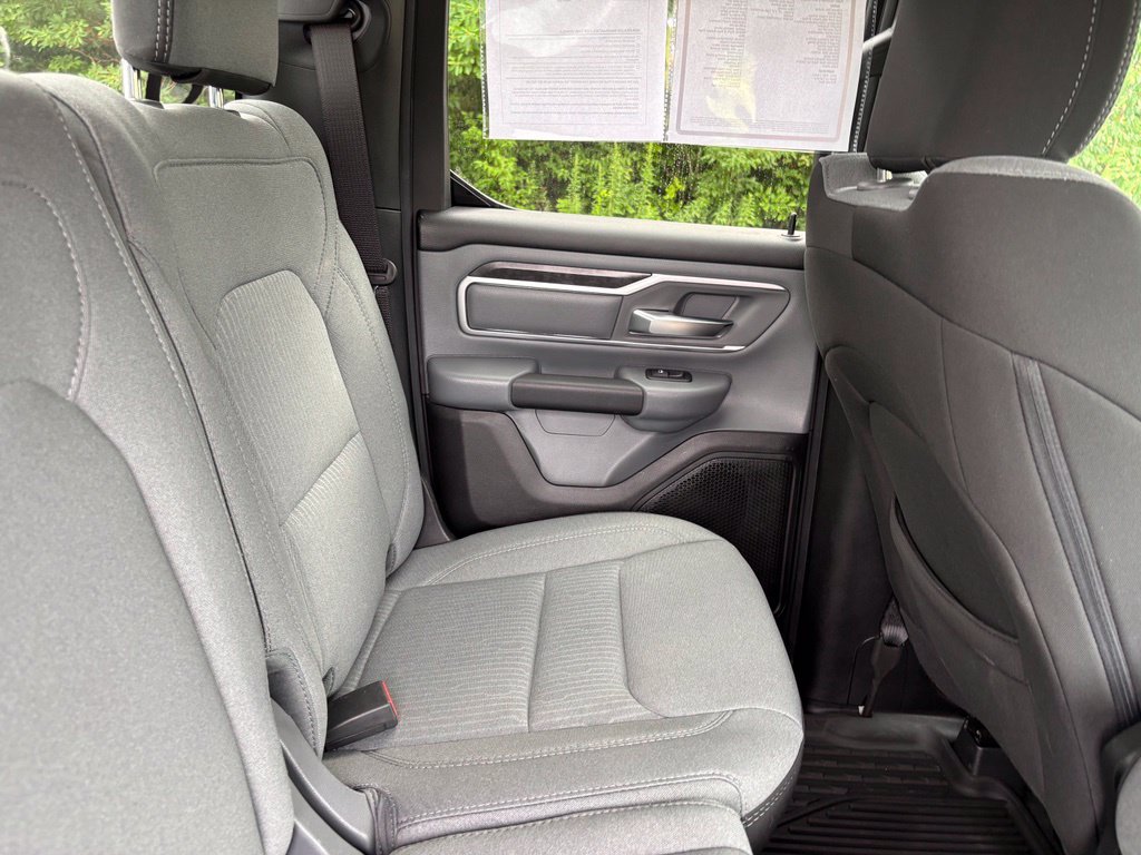 Used 2023 RAM 1500 Big Horn AWD/4WD image 35