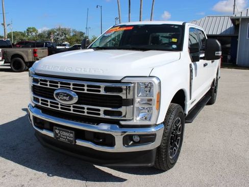 Used 2026 Ford F250 XLT AWD/4WD image 3