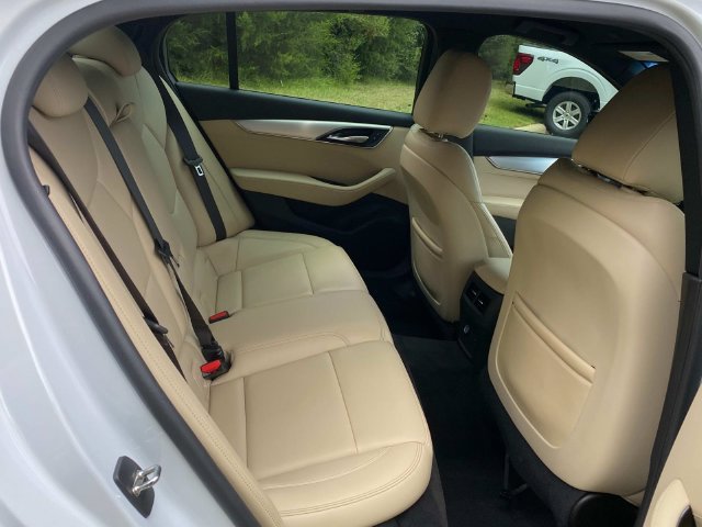 Used 2024 Cadillac CT5 Luxury w/ Cold Weather Package RWD image 32
