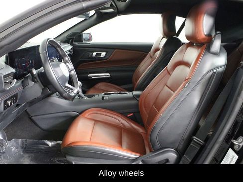 Used 2024 Ford Mustang Premium image 10