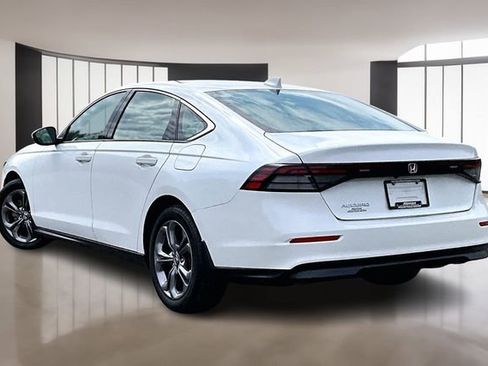 Used 2024 Honda Accord EX image 4