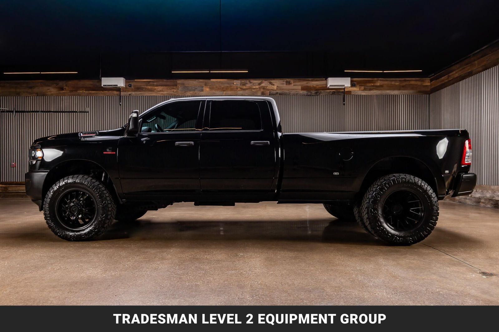Used 2024 RAM 3500 Tradesman AWD/4WD image 6