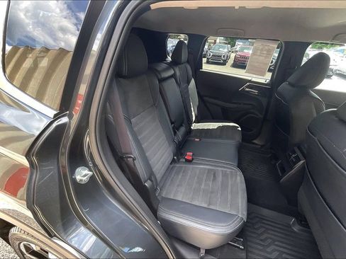 Used 2024 Mitsubishi Outlander SE AWD/4WD image 26