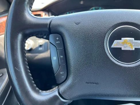 Used 2013 Chevrolet Impala LTZ image 20