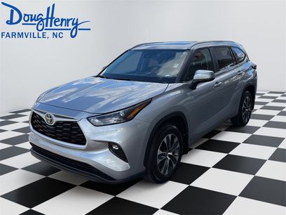 Used 2024 Toyota Highlander XLE