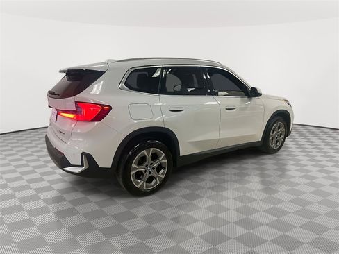 Used 2023 BMW X1 xDrive28i image 2