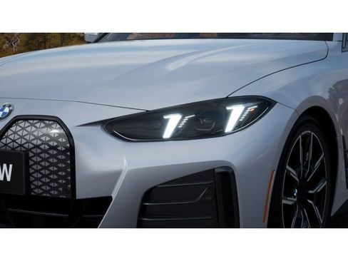New 2026 BMW i4 eDrive40 RWD image 6