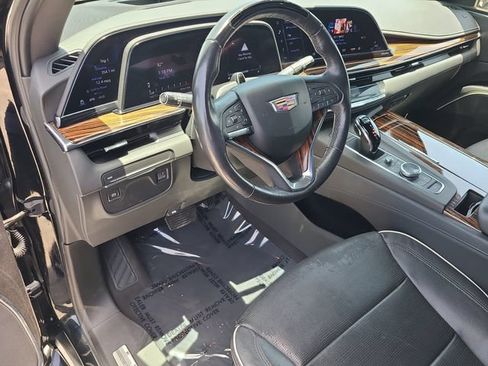 Used 2023 Cadillac Escalade ESV Premium Luxury RWD image 25